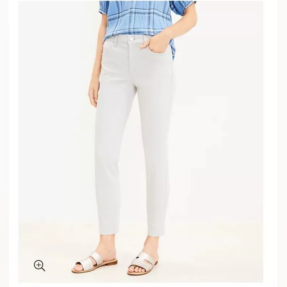 NWT LOFT Five Pocket Skinny Pants In Sateen in Silver Coin - Size 31/12
